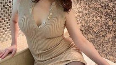 FC2-PPV-2629449 - [개인촬영] 외국계 보험사 일하는 미인영업 아줌마 셀카 질내 사정!!  - 근무하는 외국계 보험회사 유미(24세) FC2-PPV-2629449