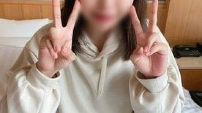 FC2-PPV-1595157 - [완전 아마추어] 지금까지 1명밖에 사귀지 않은 건강한 미소녀에 삽입한 진한 바이브의 생섹스