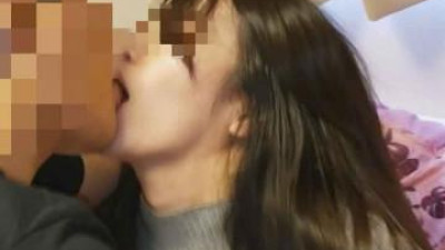 FC2-PPV-1399694 - [개인] 남편을 잃고 자신을 의지하던 사람에게 배신을 당해 큰 자지로 범해진 과부