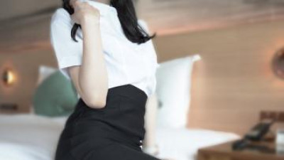 FC2-PPV-3132230 - [모모지리 OL조교] 사무복 차림의 곡쿤 ⇒ 자궁고문으로 흰자위가 위험하다.