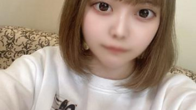 FC2-PPV-3230527 - 단 1 주일 2480 → 1480 [Not 0 / 2004 년생] 19 세 소녀, 마야 짱의 0 세 보지를 삼촌의 자지로 밀어 ♡ 2 회 질내 사정 ♡