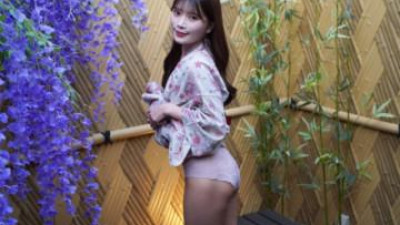 FC2-PPV-4221749 - [무수정] 파란 백설기 미녀와 노천탕 섹스!  - - !  - - 아름다운 다리를 과감하게 펼쳐보세요!  - - 그녀는 말을 타고 큰 노인의 자지를 먹어치운다.