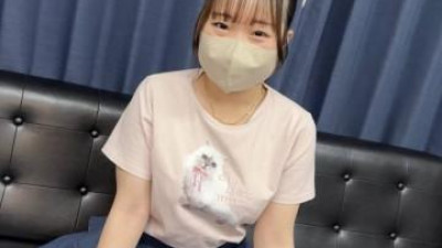 FC2-PPV-4751534 - [완전 아마추어 첫 촬영] 경험은 거의 없는 18살의 귀여운 소녀 ♡ 이런 모습에 풍만한 F컵 가슴까지, 정말 매력적이에요! 삽입과 질내사정에 완전 멘붕이에요. 덤으로 덤까지!